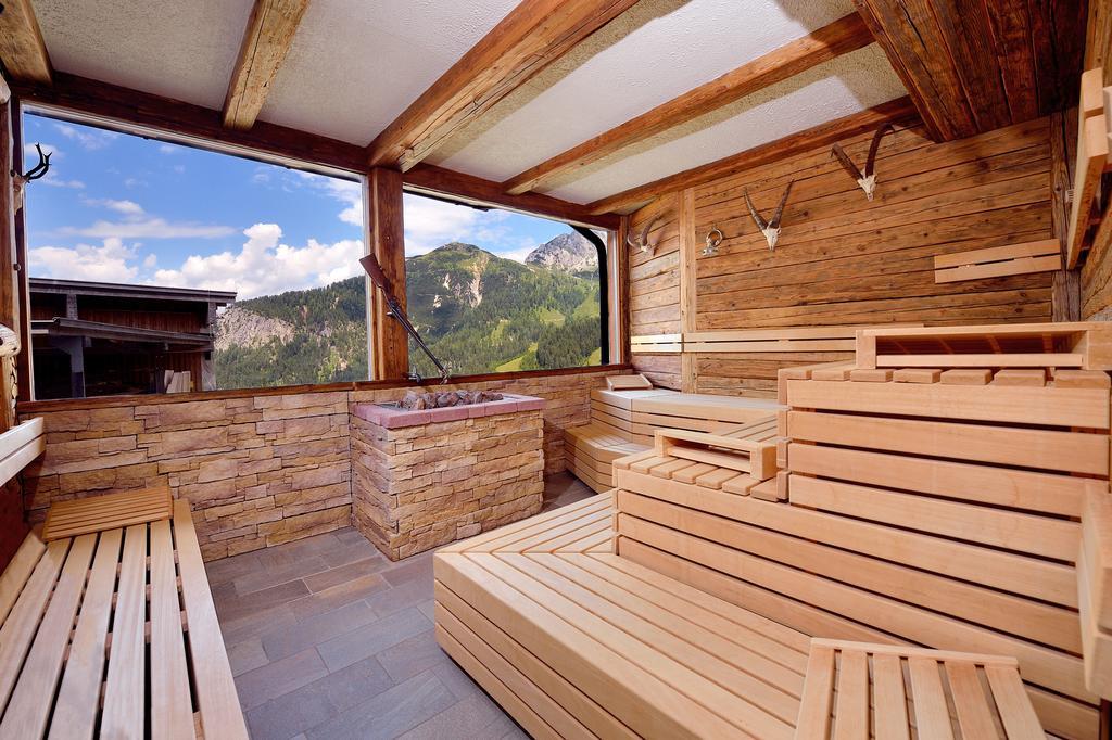 Hotel Gartnerkofel Sonnenalpe Nassfeld Exterior photo